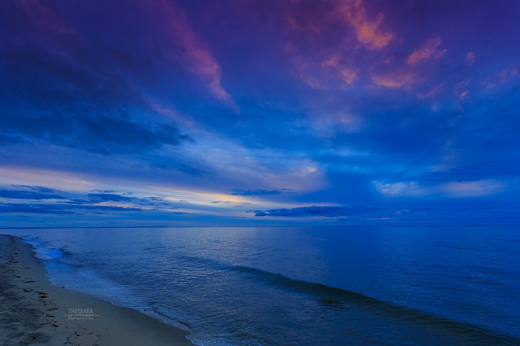 Tonight's sunset from Potato Hill beach in Truro Cape Cod. Photo by Dapixara https://dapixara.com