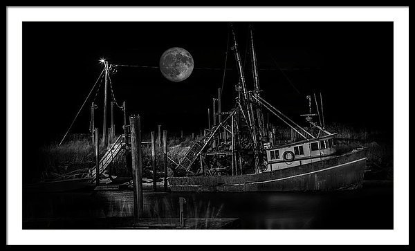 framed artwork, black and white full moon. art prints for sale by photographer Dapixara.