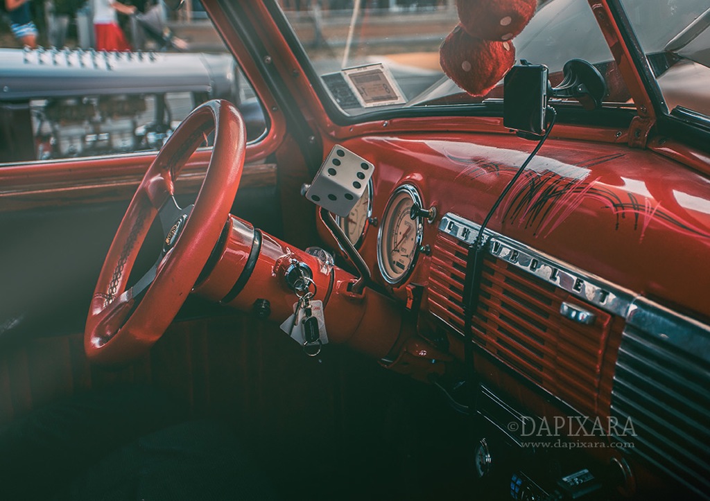 Photos Of The Day: Red Chevrolet. Cape Cod cars dapixara.com