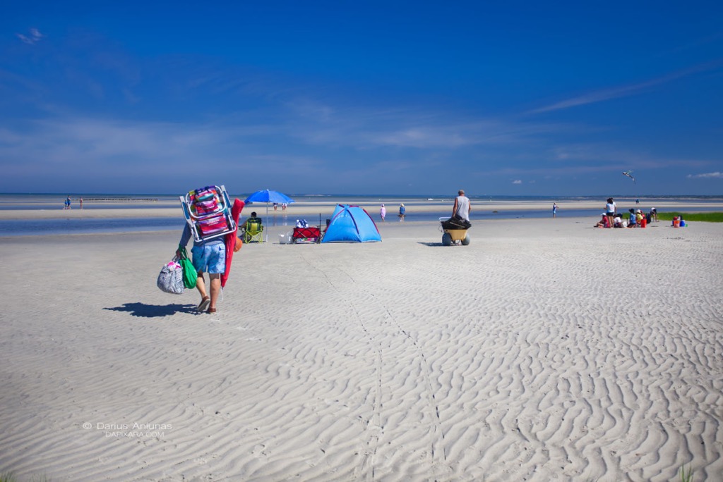 People on Skaket beach, Orleans, Cape Cod. Cape Cod news today from Cape Cod.