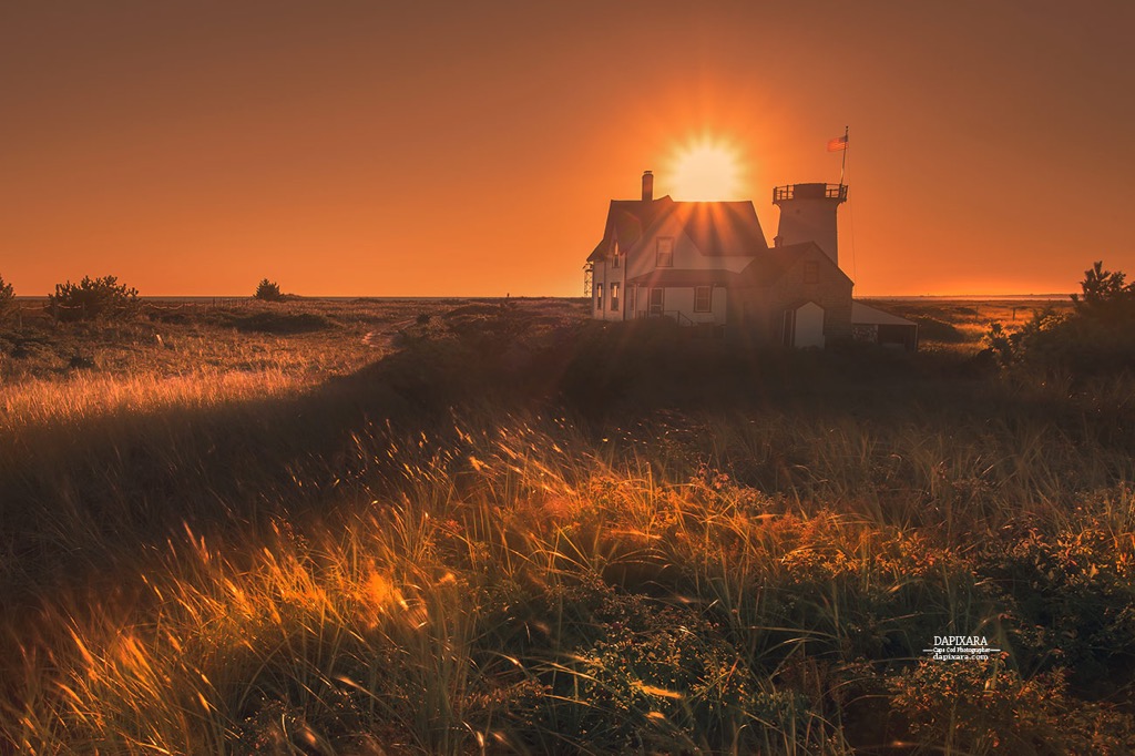Stage Harbor Lighthouse, Chatham, Massachusetts. Cape Cod Lighthouses © Dapixara.