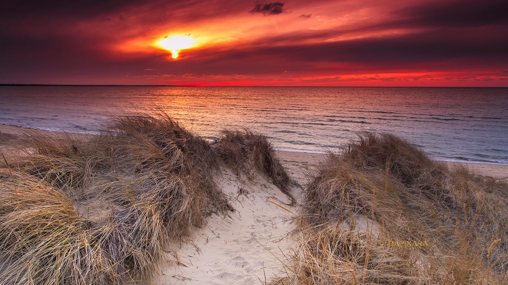 Tonight's scenic sunset from First Encounter beach, Eastham. Monday, January 28, 2019: Sunset at First Encounter beach. Photographer © Dapixara cape cod sunsets.